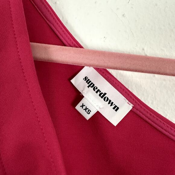 NWT Superdown Nava Asymmetrical Mini Dress in Hot Pink Size XXS - Picture 4 of 5